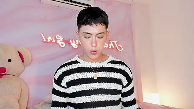 Iam_Caami_ webcam