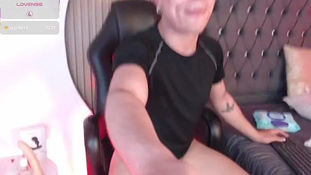 Tommy_Claks webcam