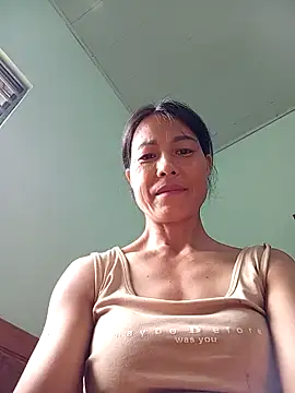 Lily-ly live cam