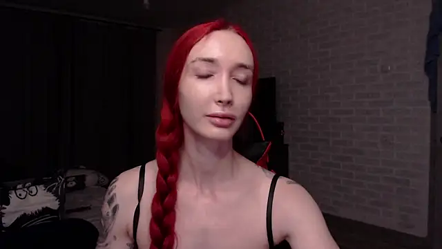 Roxy_Silver webcam