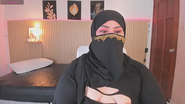samanee_konn webcam
