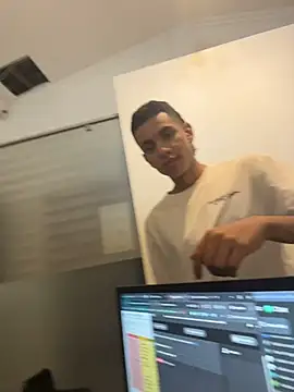 MathewAdamss webcam