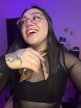 Lilyhotson webcam