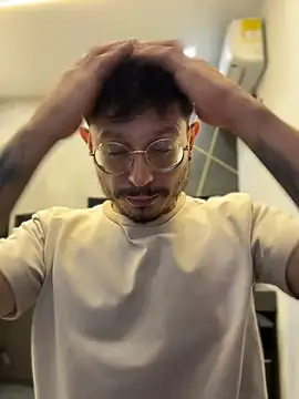 andrewlopezz webcam