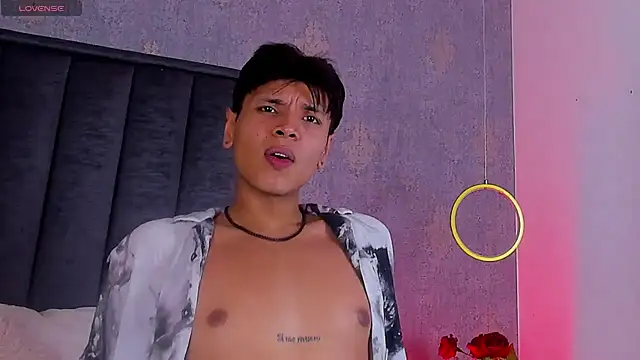Alejandroo_Montenegro webcam