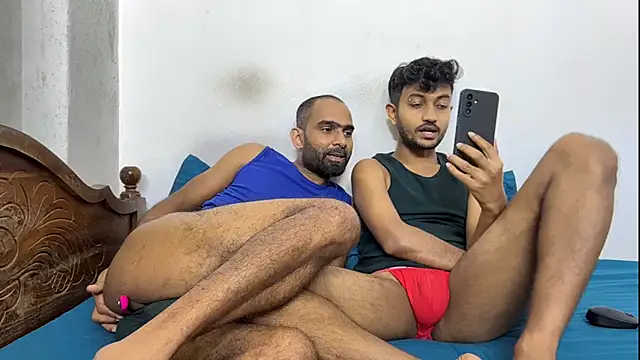 DesiDaddyandSon webcam