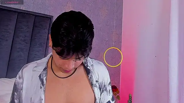 Alejandroo_Montenegro webcam