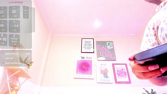 Sharon_Adamss webcam