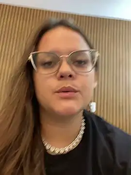 Laryssinha_69 webcam