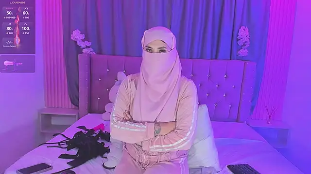 Nayla-Mouna webcam