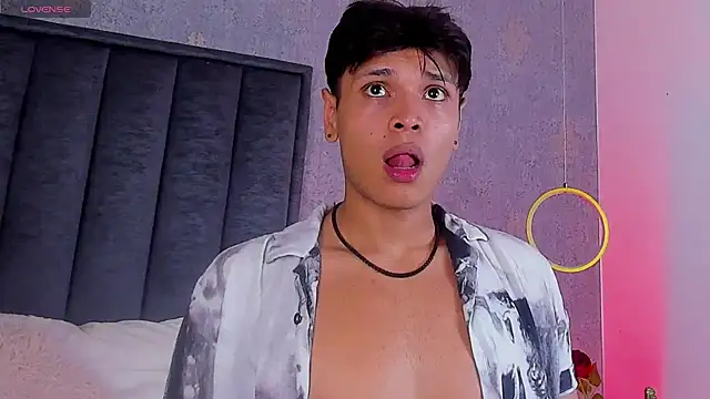 Alejandroo_Montenegro webcam