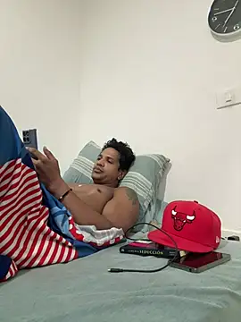 bigdick211292 (M young) - First Full cum 🥵🍆🥛🤫🔥🔥🔥👅🚬