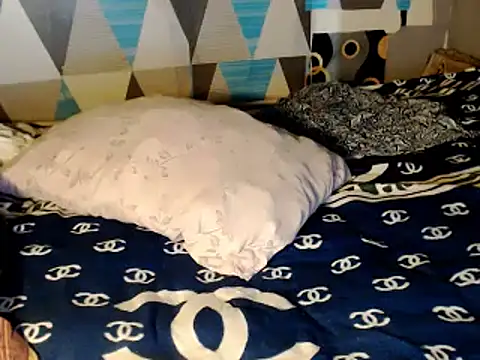 Trish_CurveCock webcam