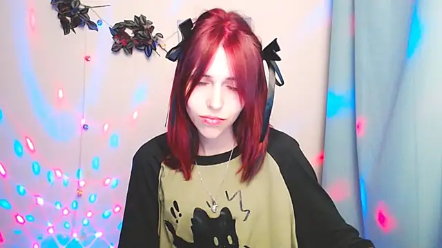GuessMe___ live cam on StripChat