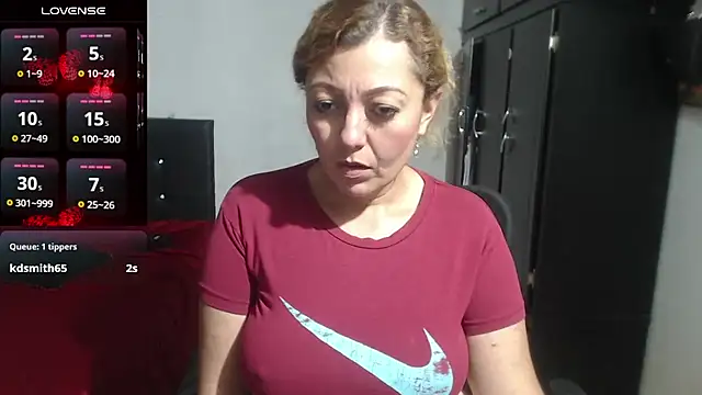 elizabeth_clint live cam on StripChat