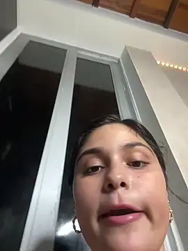 Sarasweet_sex webcam
