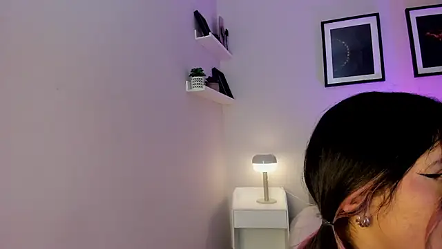 Violetta_Nur webcam