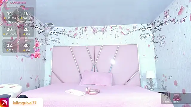 SafiroAgataaa webcam