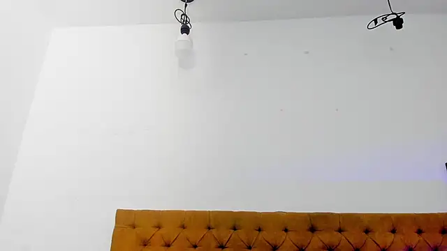Katty_West webcam