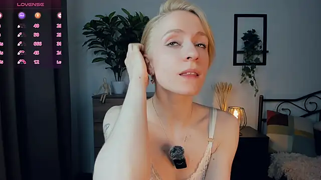 JanettePerro webcam