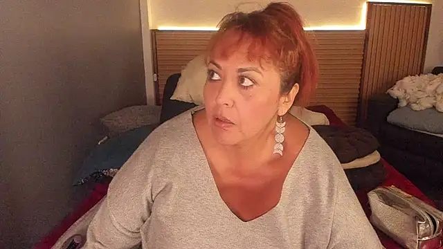 megan_dreamsss webcam