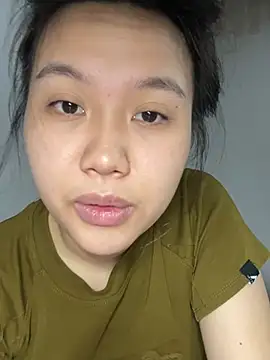 Almira6868 webcam