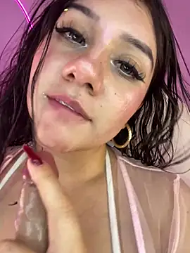 Zoe_Serrat webcam