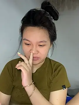 Almira6868 webcam