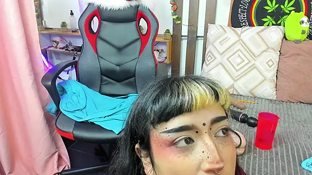 MeowMota_ webcam