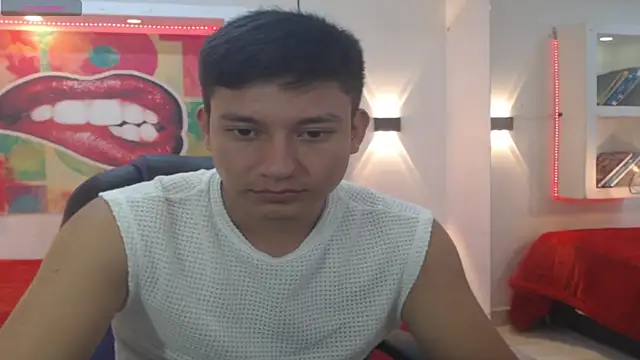 dominantboy4 (M twink) - cum show
