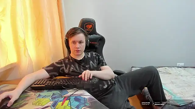 iliaskrislove webcam