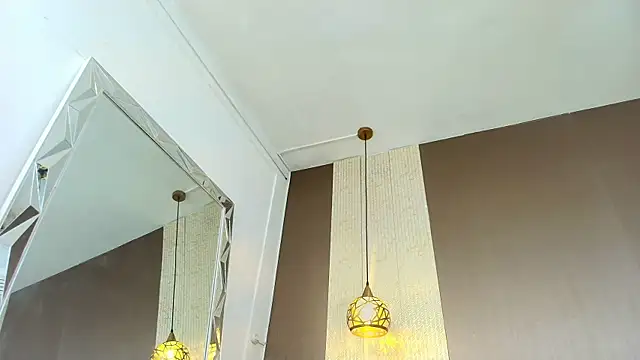 Tiifany_Baker live cam on StripChat
