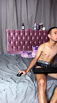 Antonella_And_Thiago webcam