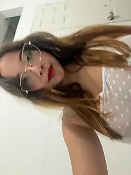 AliciaWhite_nt live cam on StripChat