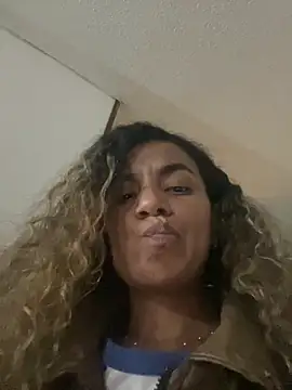 AngelPinkk_ live cam on StripChat
