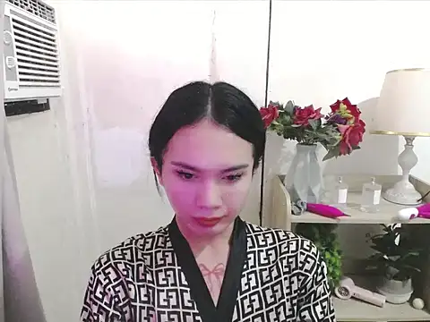devine_goddess webcam