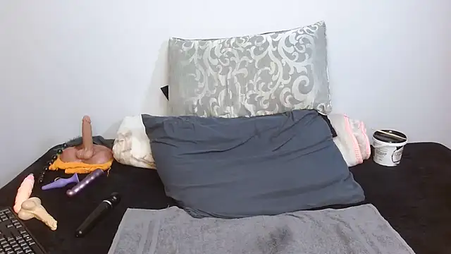 NaughtySisters webcam
