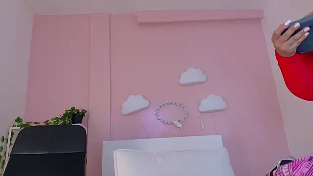 SeleneGibson__ webcam