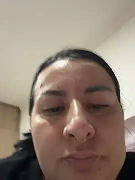 Abril_Luv webcam