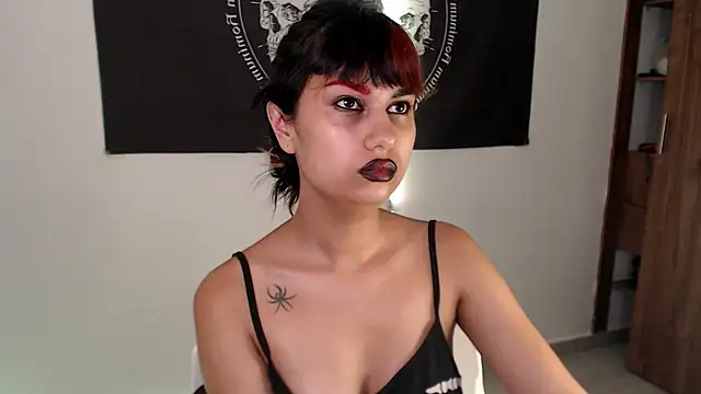 Little-Lucifer webcam