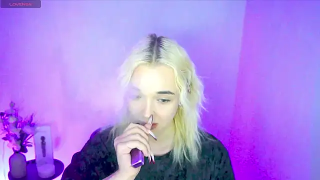 Ashley_S webcam