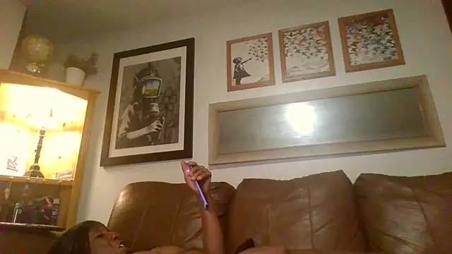 LuckiXCX webcam