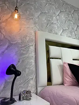 MiaFarkash webcam