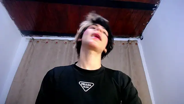DaraSweet20 webcam