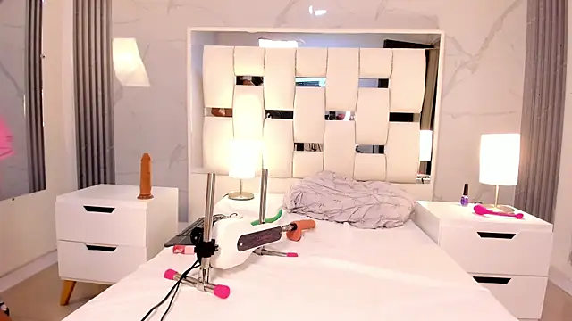 Lana_Hard_As webcam