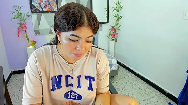 brenda-hot21 webcam