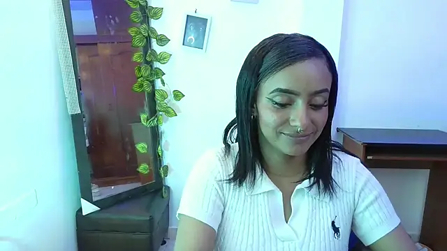 NAIA_GODDESS webcam