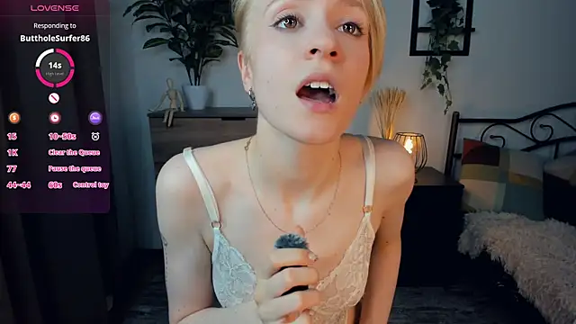 JanettePerro webcam