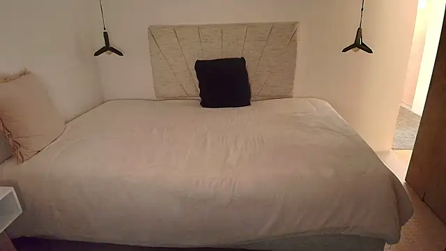 Victoria__Taylor_ webcam
