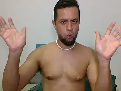TRIISTAN_KING10 webcam